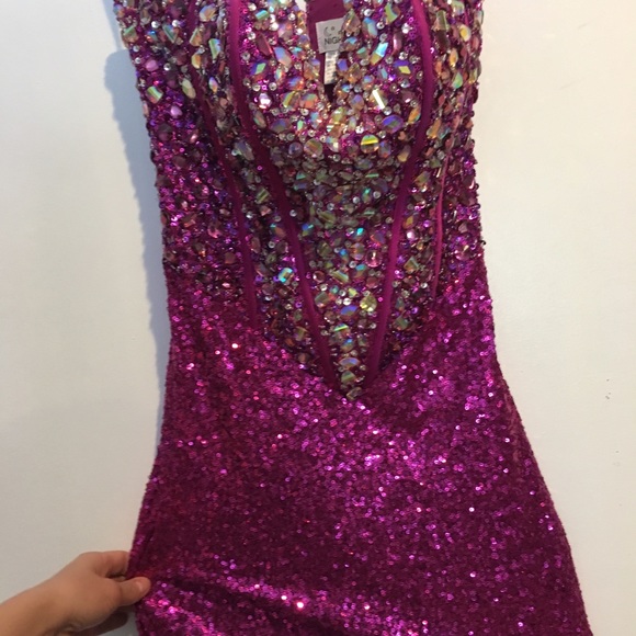 Prom gown👗 - Picture 6 of 6